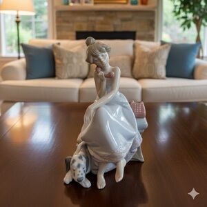 Lladro "Chit-Chat" porcelain figurine, model number 5466.